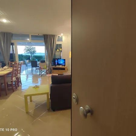 Andrew's Sunset View Apartmán Loutráki