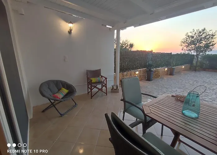 Andrew's Sunset View * Loutráki