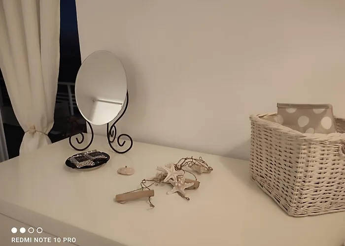 Andrew's Sunset View Apartment