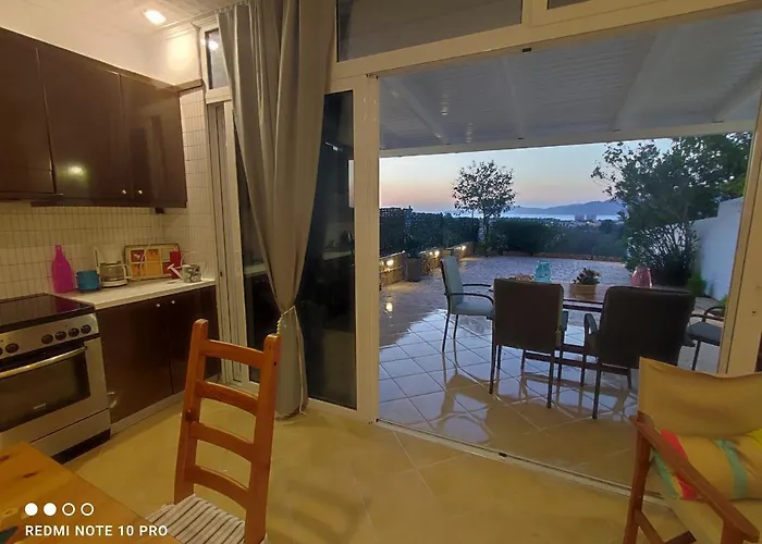 Andrew's Sunset View *